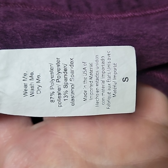 Peloton beyond Yoga purple soft sports bra small - Picture 8 of 8